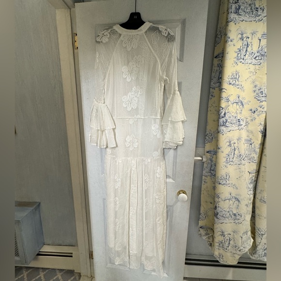 Karita Lace Maxi Dress - Picture 2 of 2